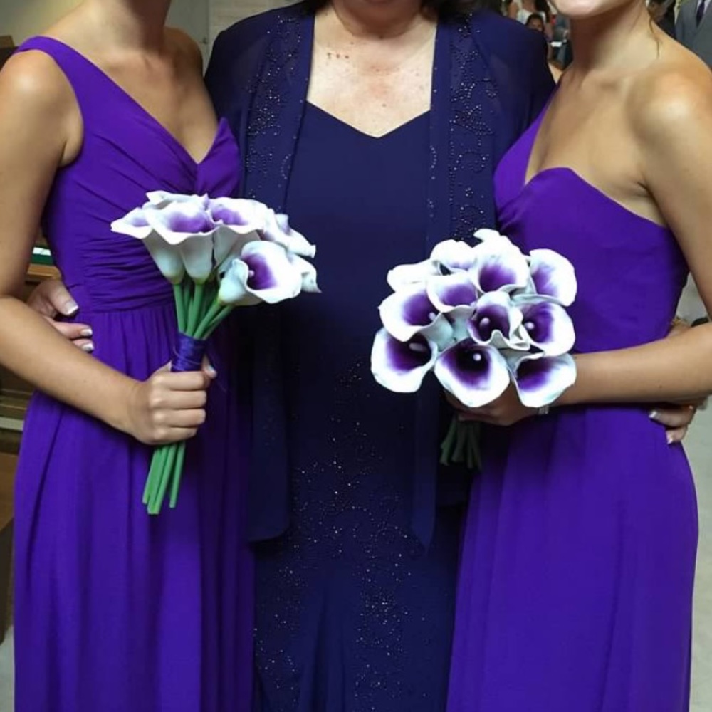 2 BRIDESMAID DRESSES - Picture 3 of 3